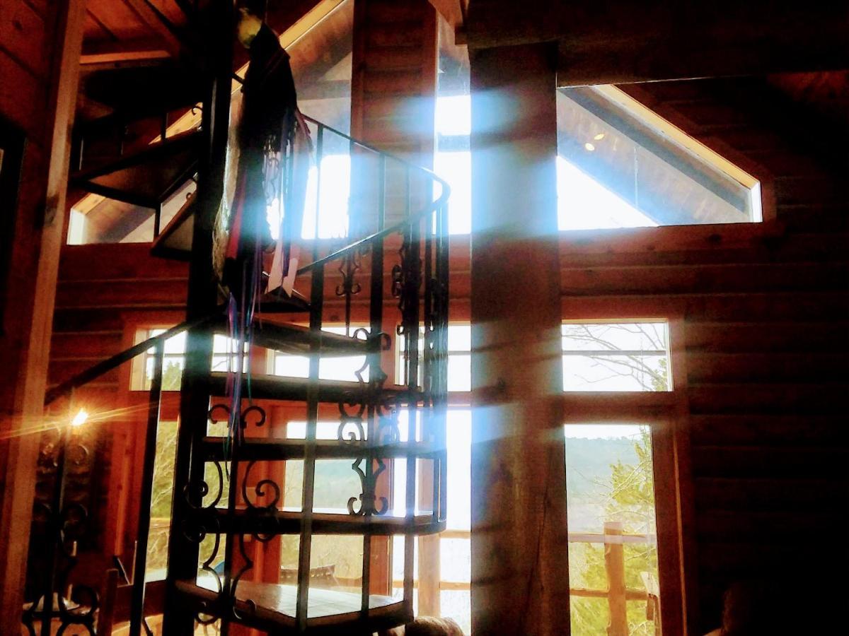 Cherokee Mountain Log Cabins Юрика Спрингс Экстерьер фото