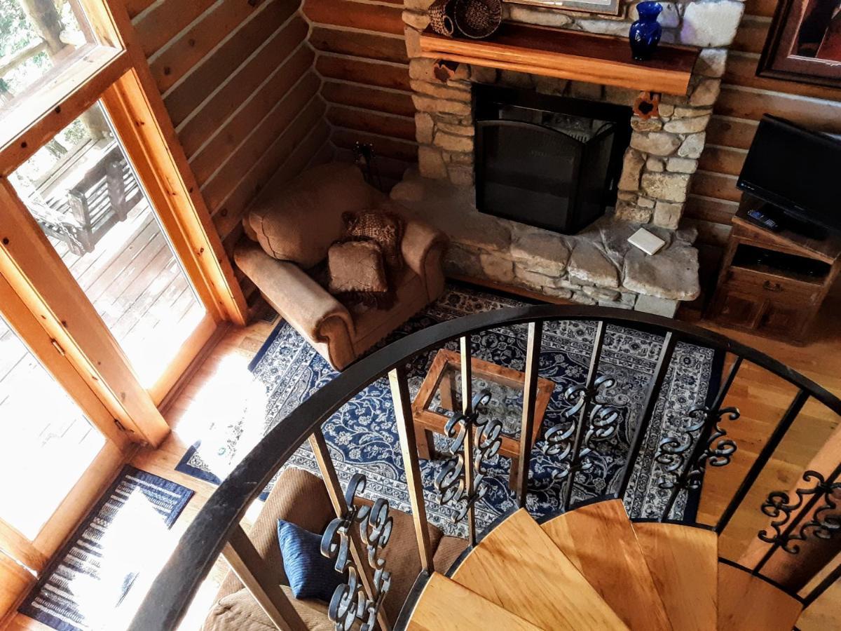 Cherokee Mountain Log Cabins Юрика Спрингс Экстерьер фото